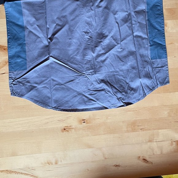 Men's Short Sleeve Shirt - Picture 4 of 4